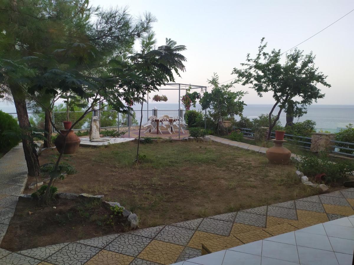 Studios Thanasis Limenaria  Buitenkant foto